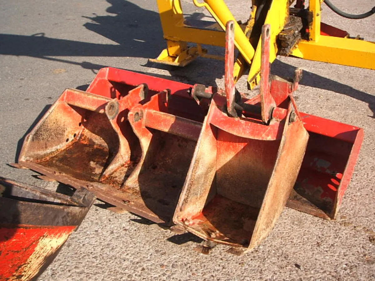 FOSTER D2P DIGGER : 11018514 - Image 2