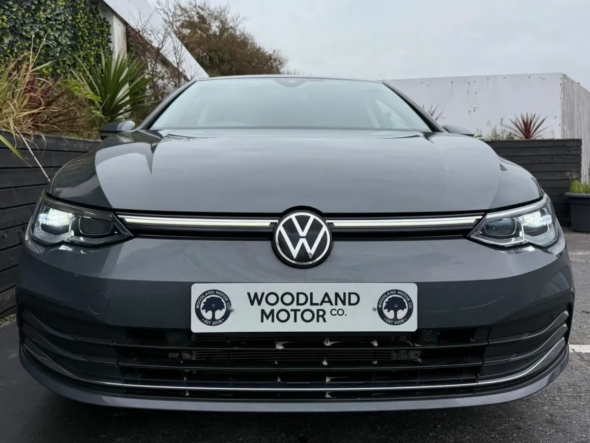 Volkswagen Golf 1.5 eTSI HYBRID / STYLE SPEC / TAX - Image 4