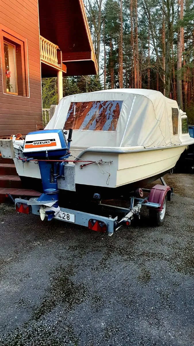 2-stroke outboard SUZUKI-16 HP - Image 1