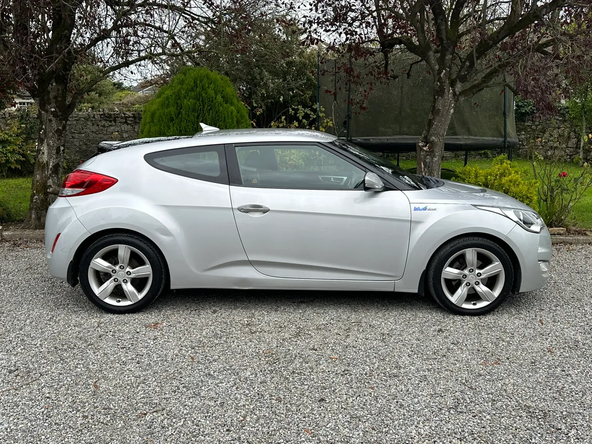 Hyundai Velostar Reverse Camera - Image 3