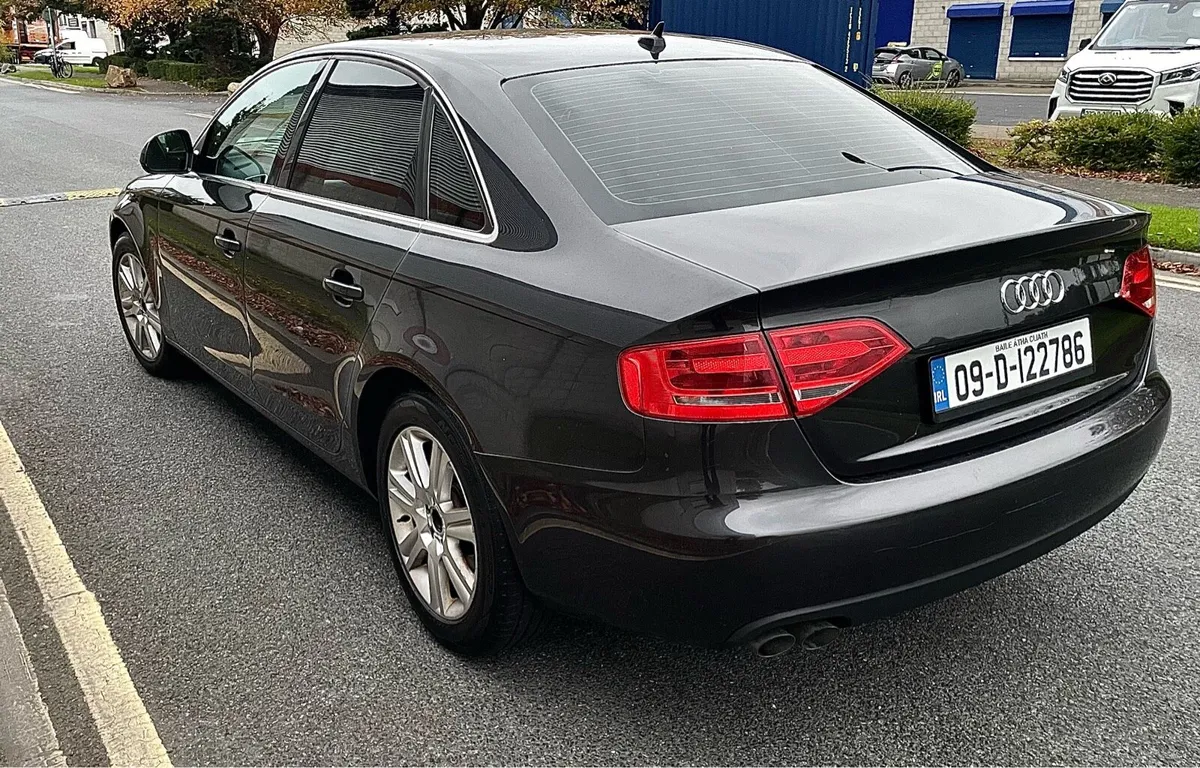 Audi A4 Lowkm 1year NCT tax - Image 4
