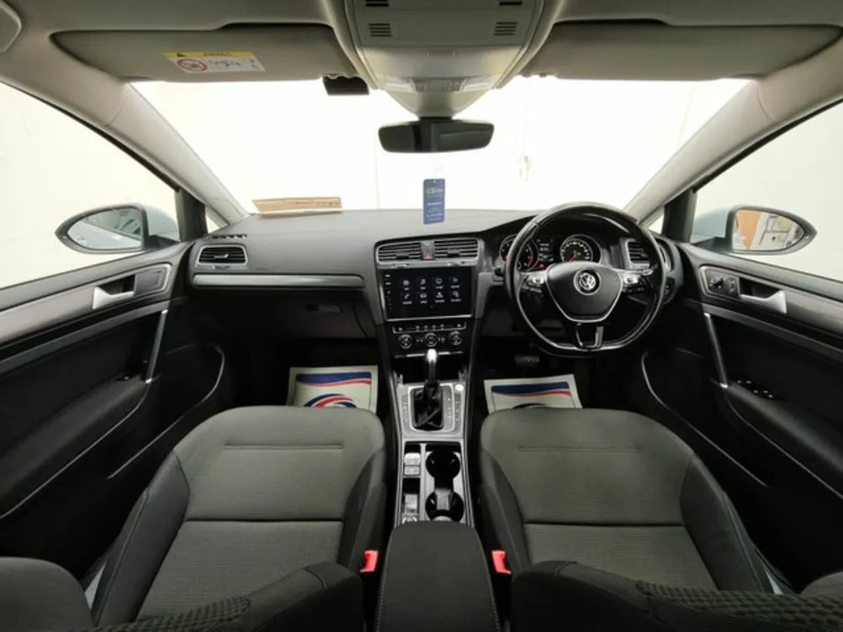 Volkswagen Golf 1.2 TSI Automatic, Reversing camer - Image 2