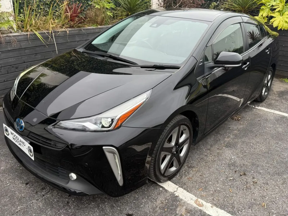 Toyota Prius 1.8 HYBRID / SOL TOP SPEC / TAX €150 - Image 3