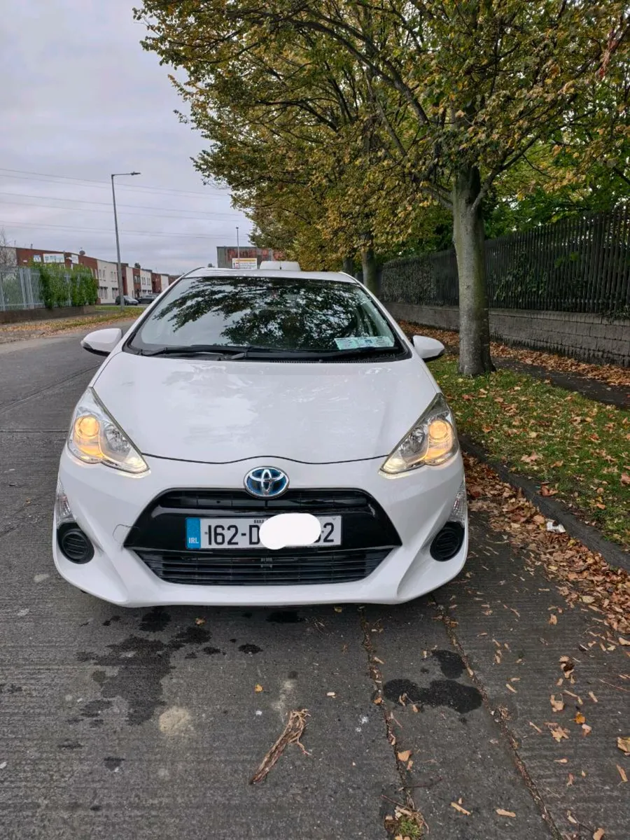 Automatic Hybrid Toyota Aqua 60k miles NCT 05/26 - Image 2
