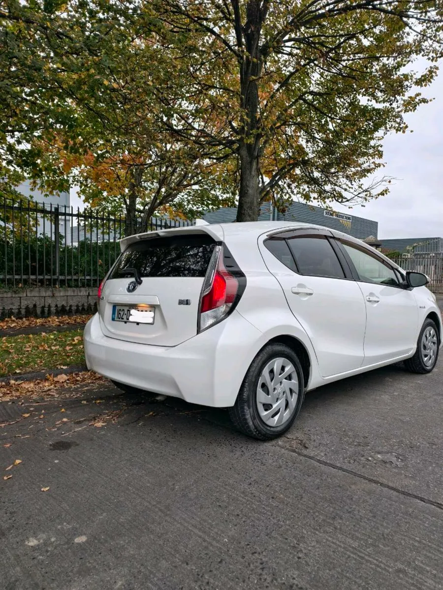 Automatic Hybrid Toyota Aqua 60k miles NCT 05/26 - Image 4