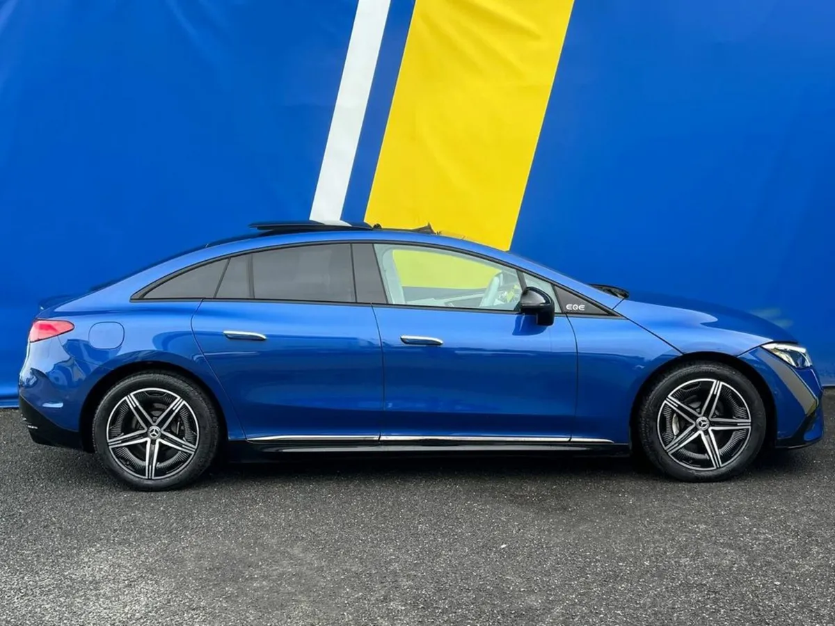 Mercedes-Benz EQE EQE300 AMG-LINE // OPENING PAN R - Image 4