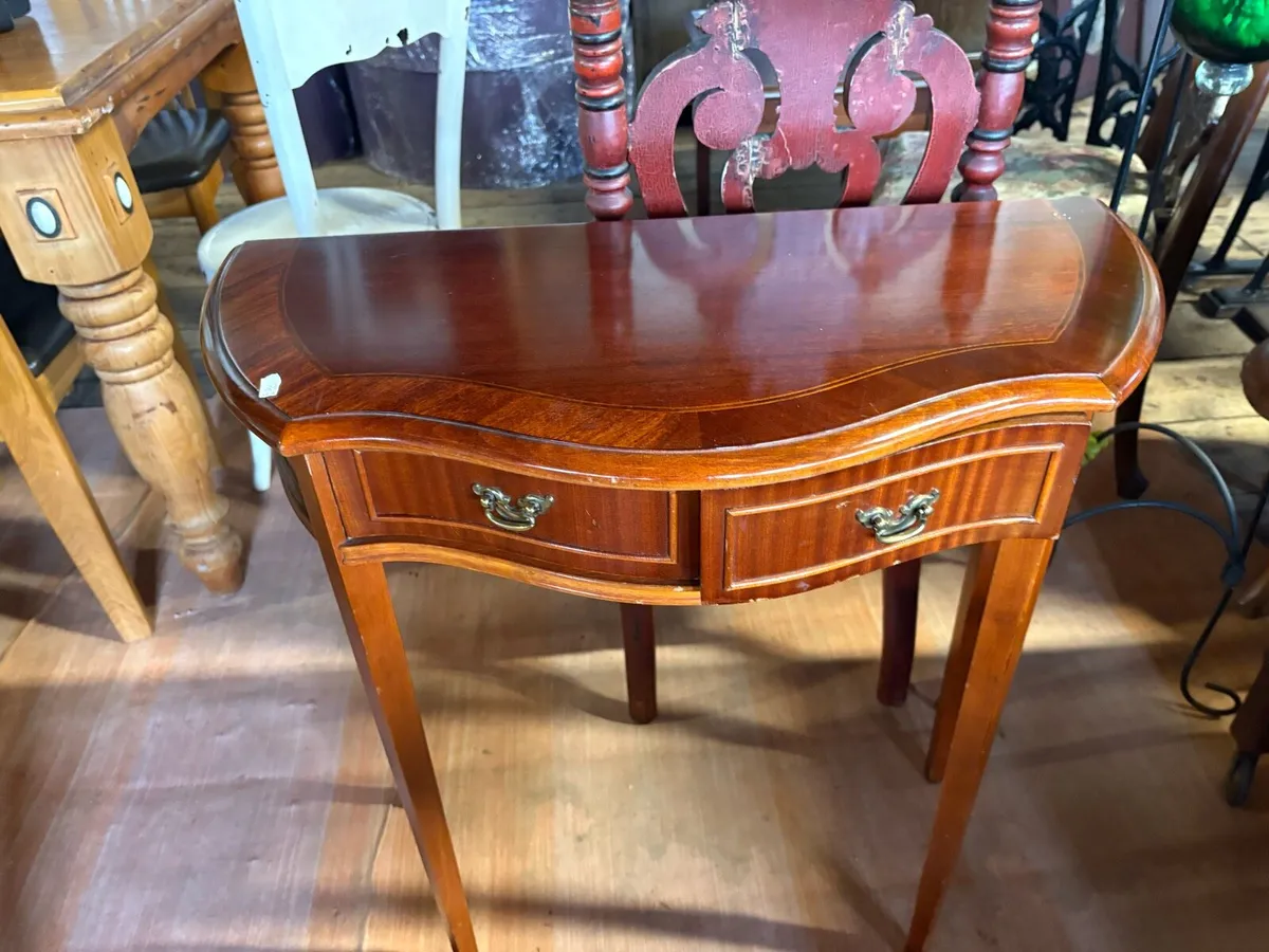Side table - Image 1