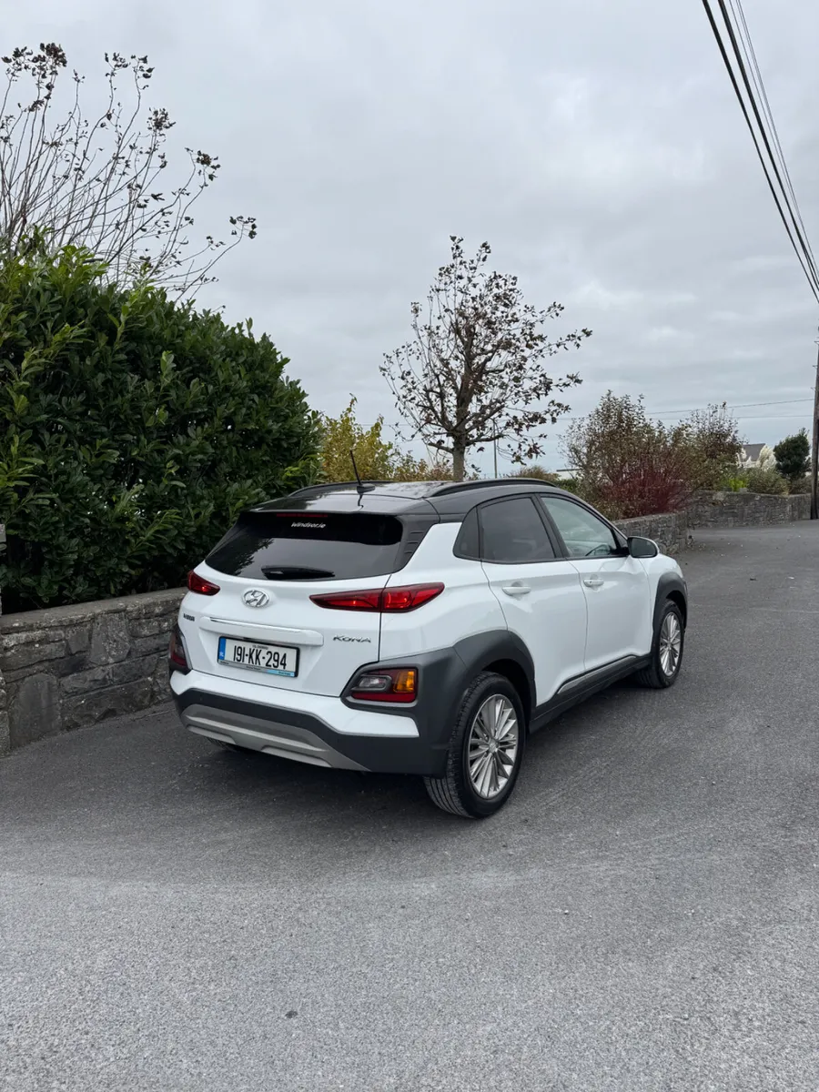 Hyundai KONA 2019 1.6 DIESEL - Image 3