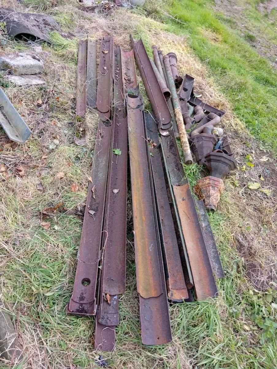 Cast iron gutters - Image 1