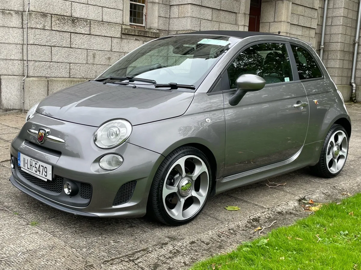 Abarth 500 Convertible Automatic / Dualogic - Image 3