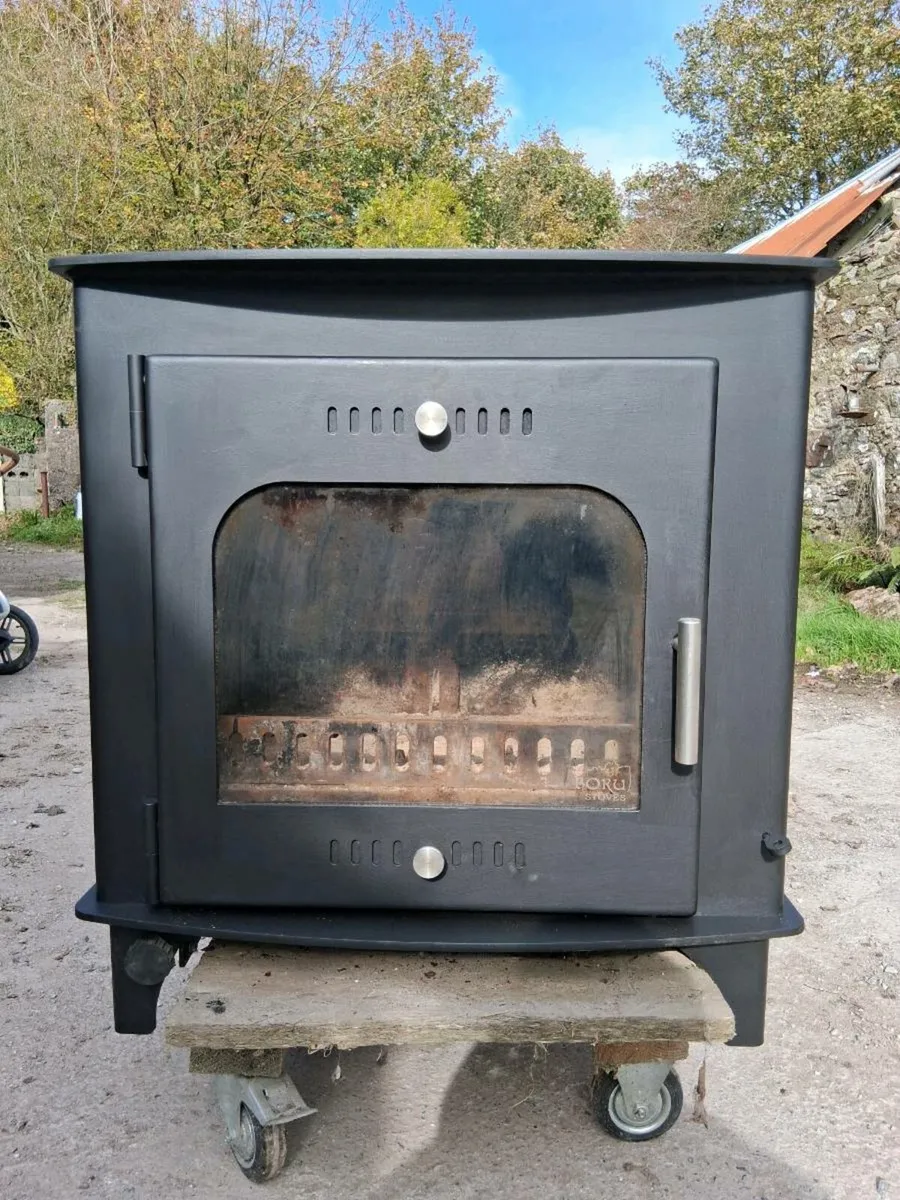 Stove - Image 1