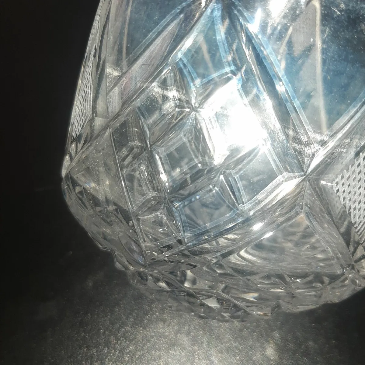 Belarusian cut glass vase 25+ yrs old - Image 3