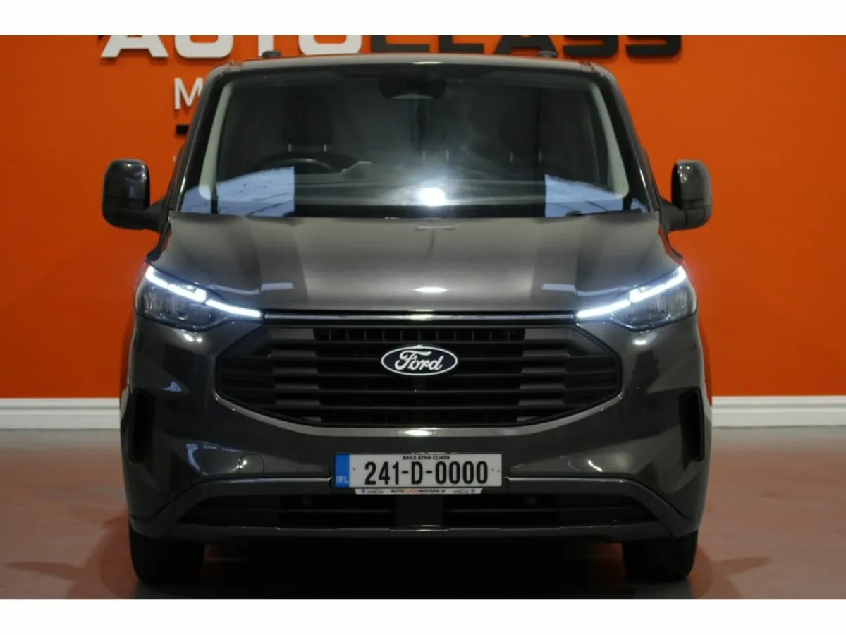 Ford Transit Custom 320 LIMITED L2H1 P/V ECOBLUE - Image 3