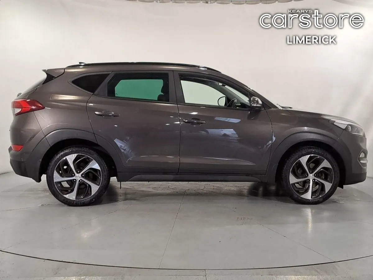 Hyundai Tucson 1.7 D Premium SE - Image 2