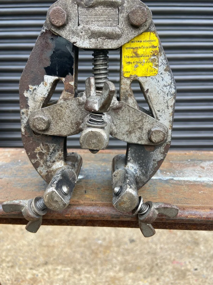 Pipe clamp 2 inch - Image 1
