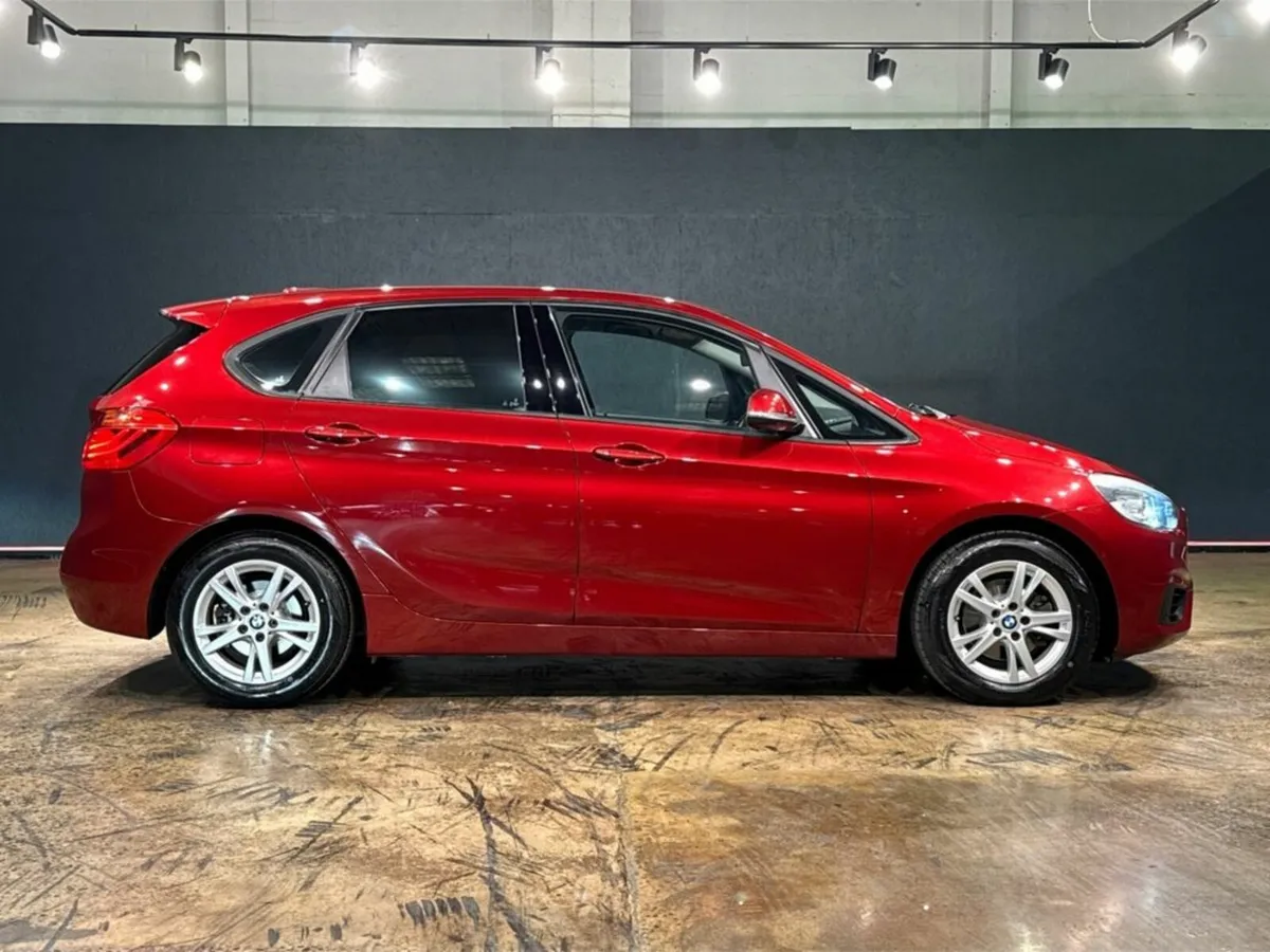 BMW 2-Series ACTIVE TOURER AUTOMATIC 1.5L - REVERS - Image 3