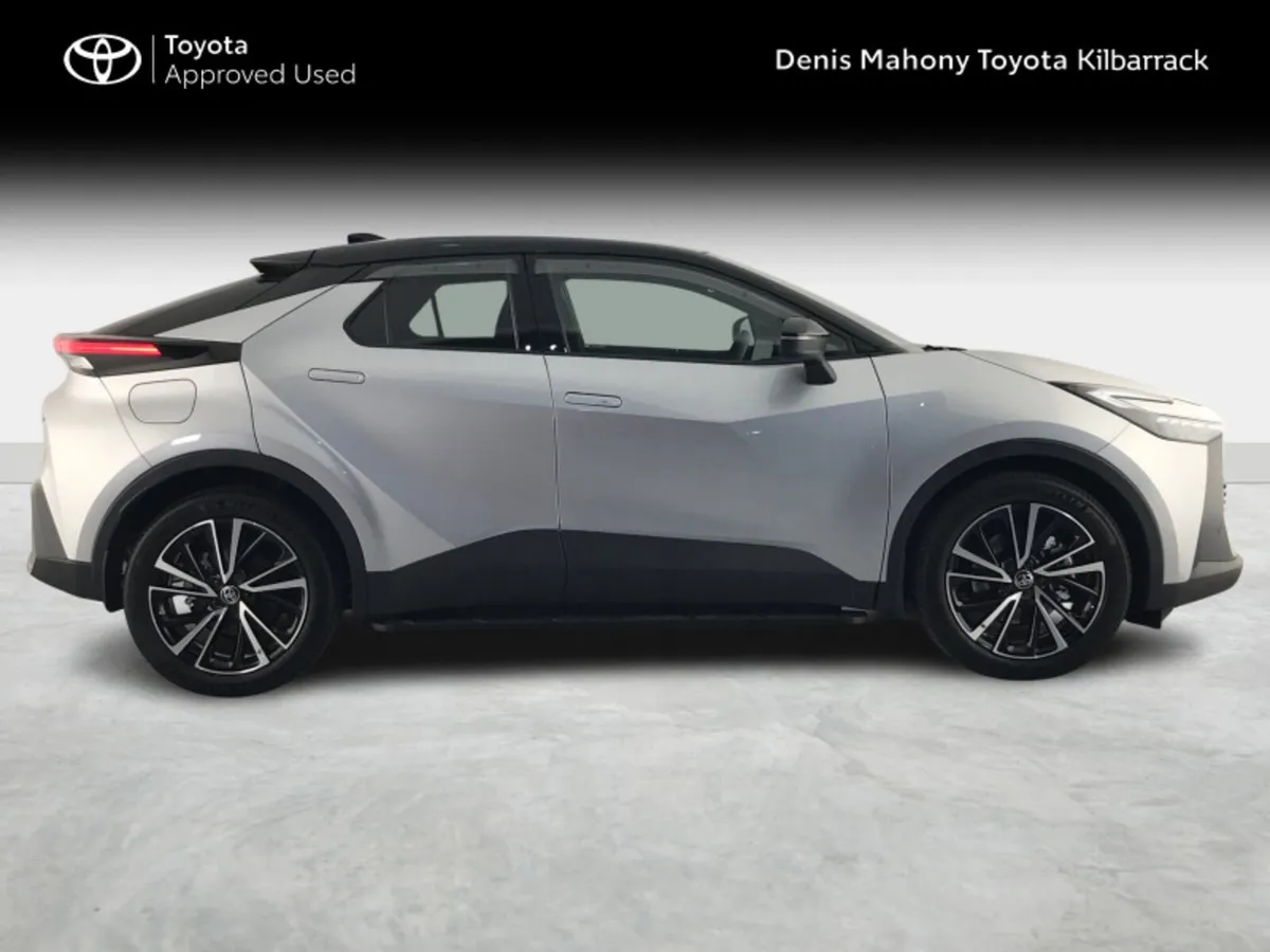 Toyota C-HR PHEV SOL - Image 3