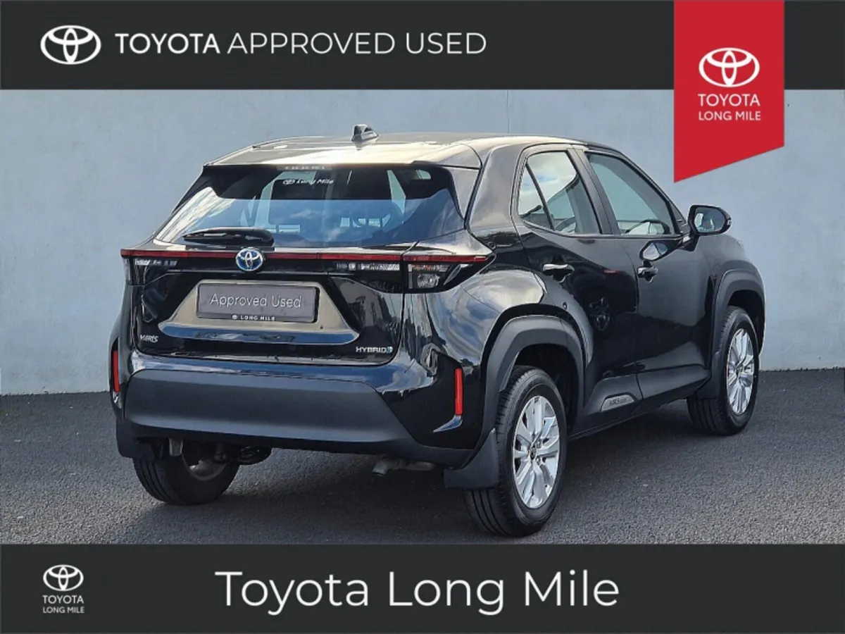 Toyota Yaris Cross 1.5 Hybrid Luna 5dr - Image 2