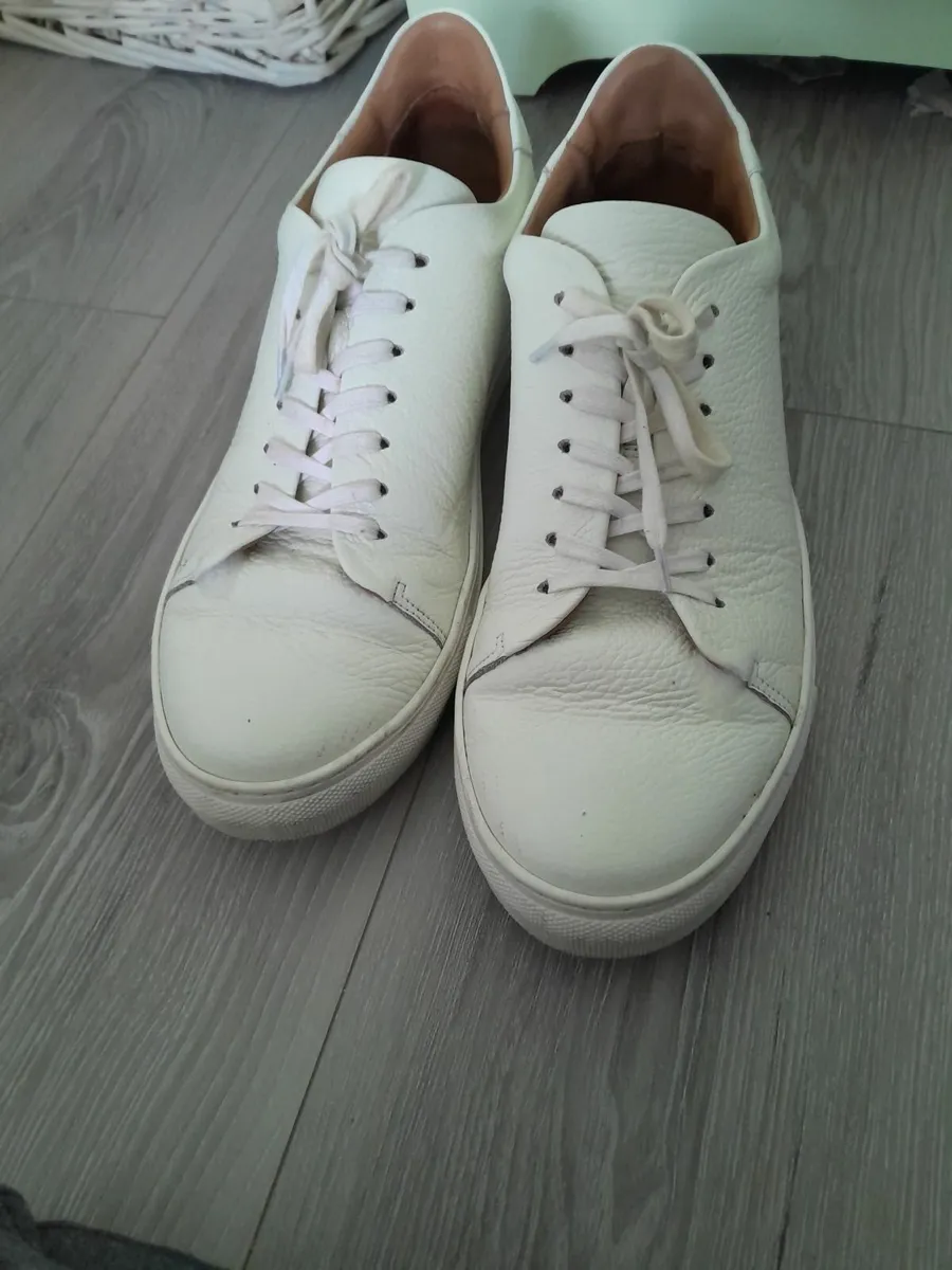 Mans Footwear - Image 3