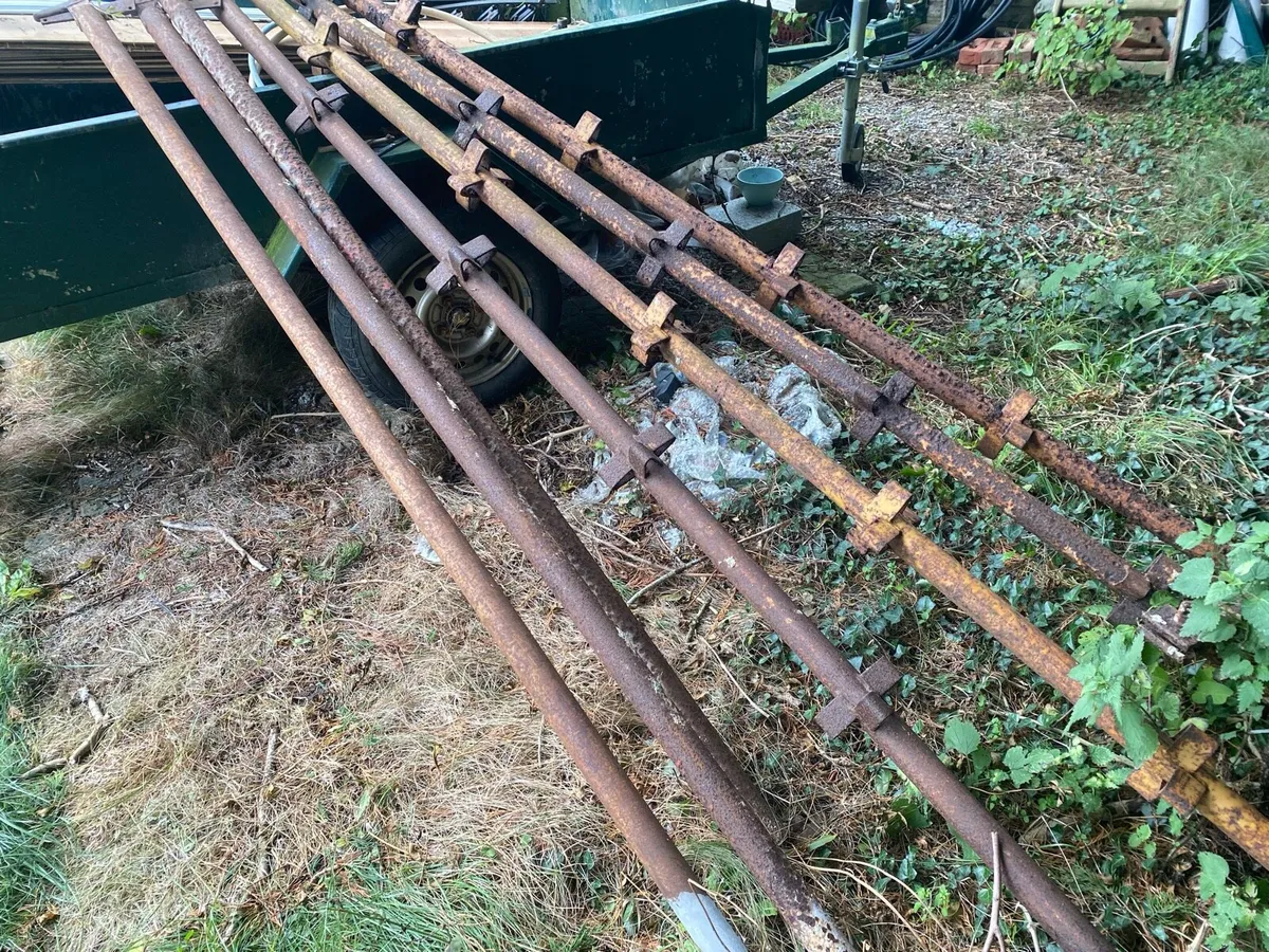 Free scrap metal all sorts - Image 1