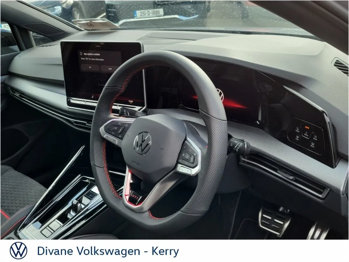 Volkswagen Golf GTI Clubsport 2.0tsi 300BHP Autom - Image 4