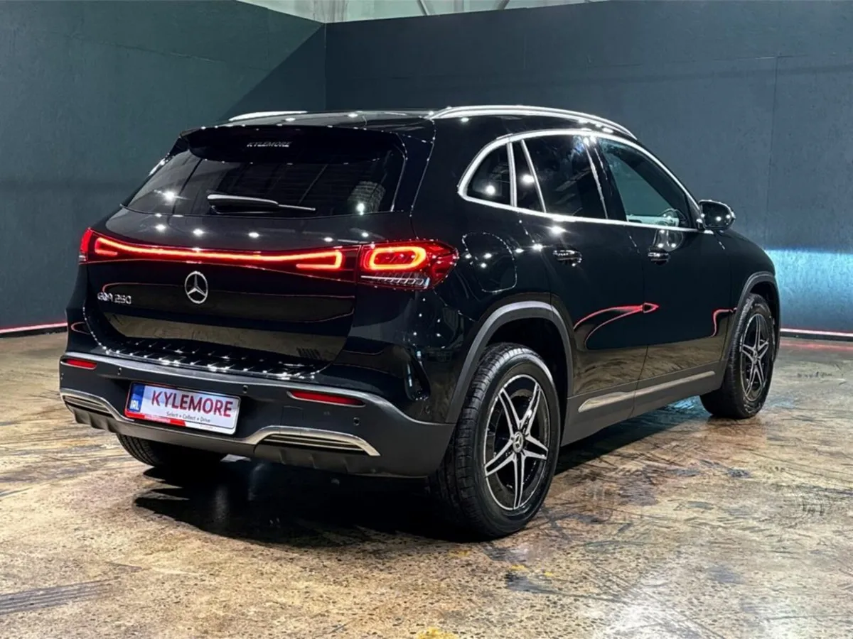 Mercedes-Benz EQA EQA 250 AMG LINE - HEATED SEATS - Image 4