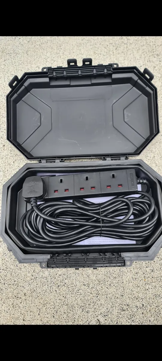 Weatherproof box with 8m extension - Image 3