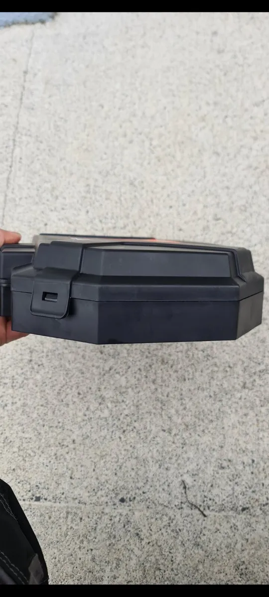 Weatherproof box with 8m extension - Image 4