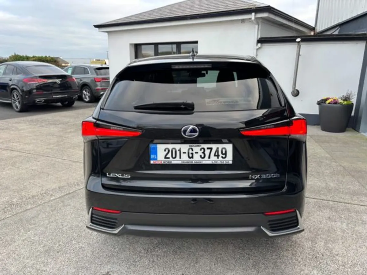 Lexus NX 2.5 300h Premium E-CVT 4WD Euro 6 (s/s) 5 - Image 3