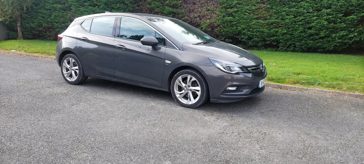 Opel Astra 2016 - Image 2
