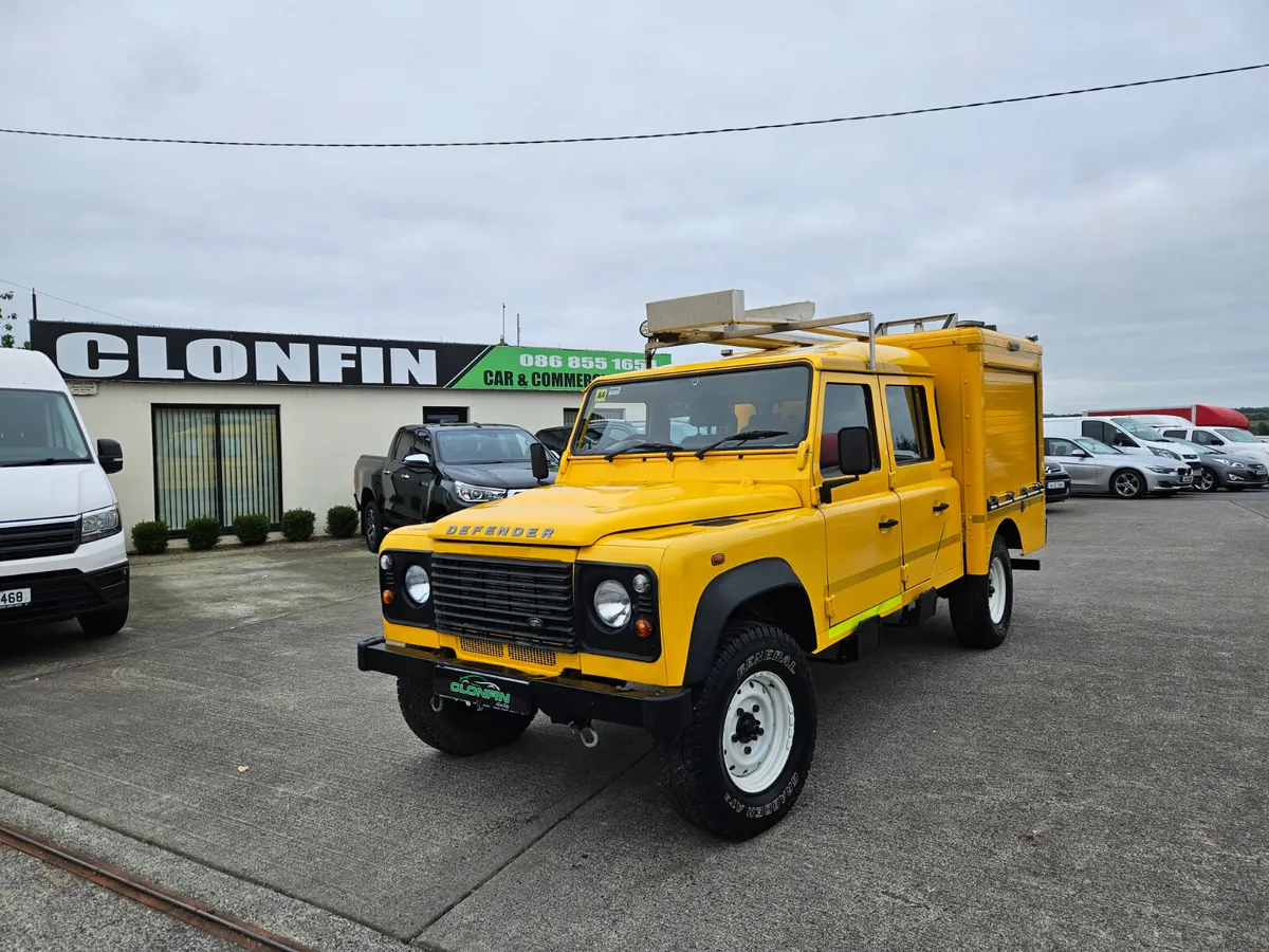 2018 LANDROVER DEFENDER 5 SEATER CREWCAB - Image 1