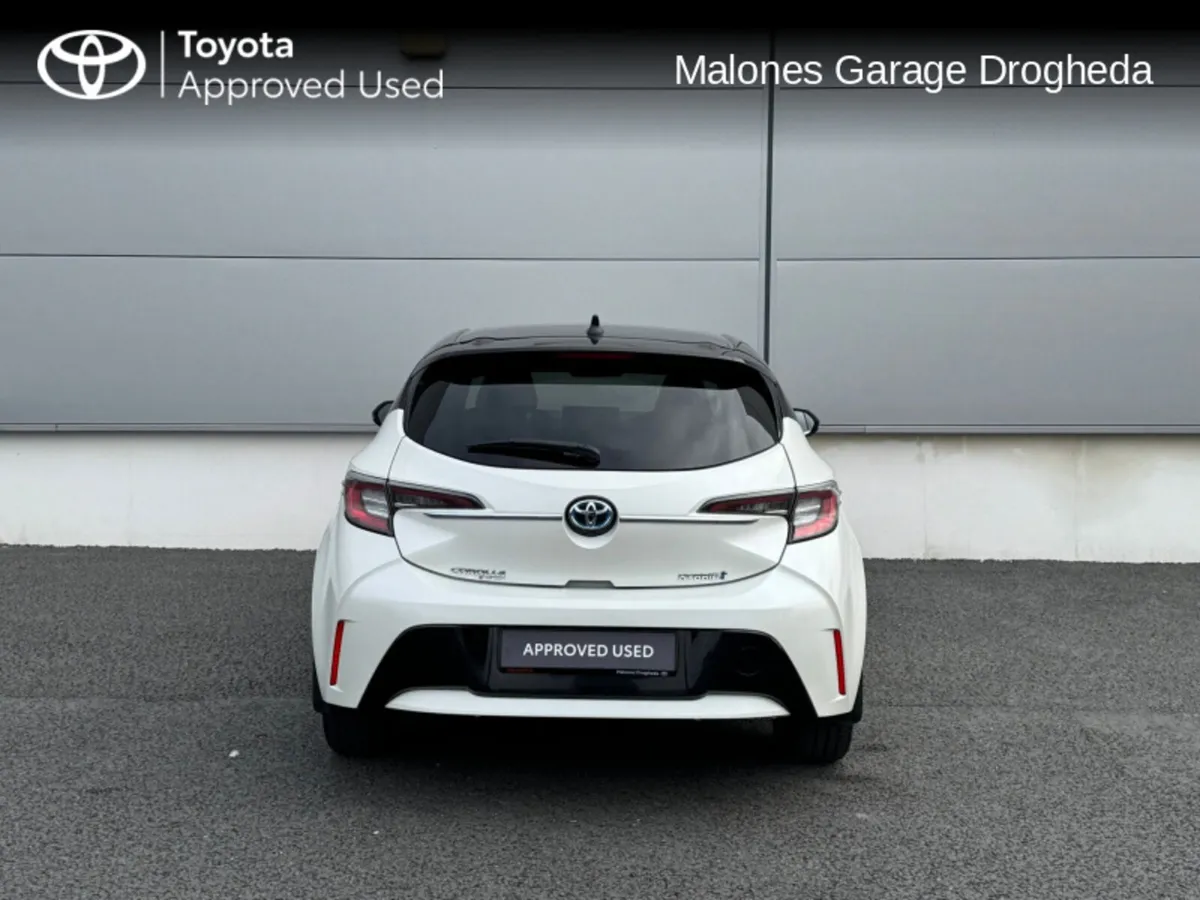 Toyota Corolla 1.8 Hybrid Luna Sport Call Now: 041 - Image 4