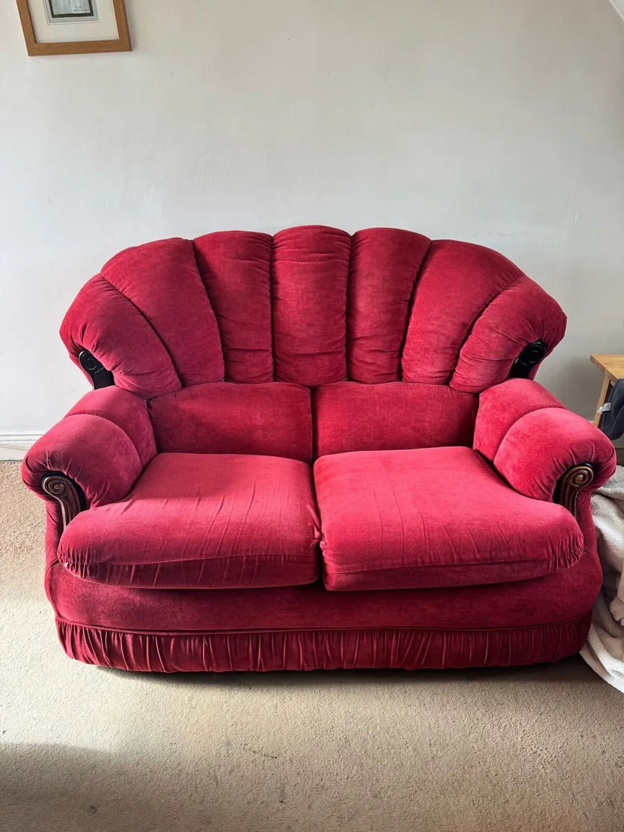 2 seater sofa and two armchairs - Image 4