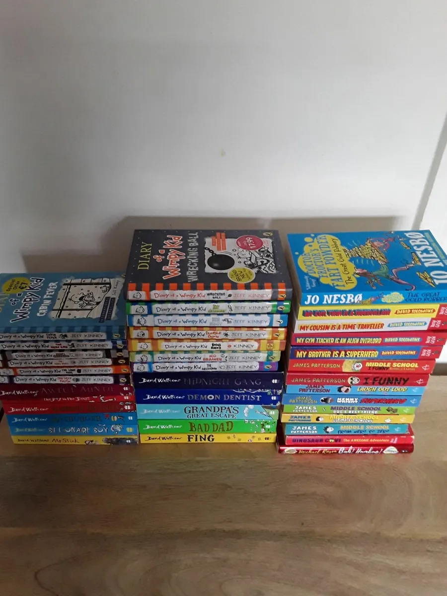David Walliams, Wimpy Kid books like new condition - Image 1