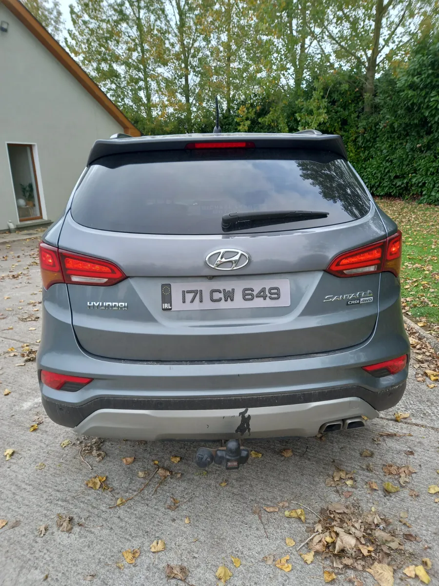 2017 Hyundai Santa Fe 2.2 Diesel - Image 3