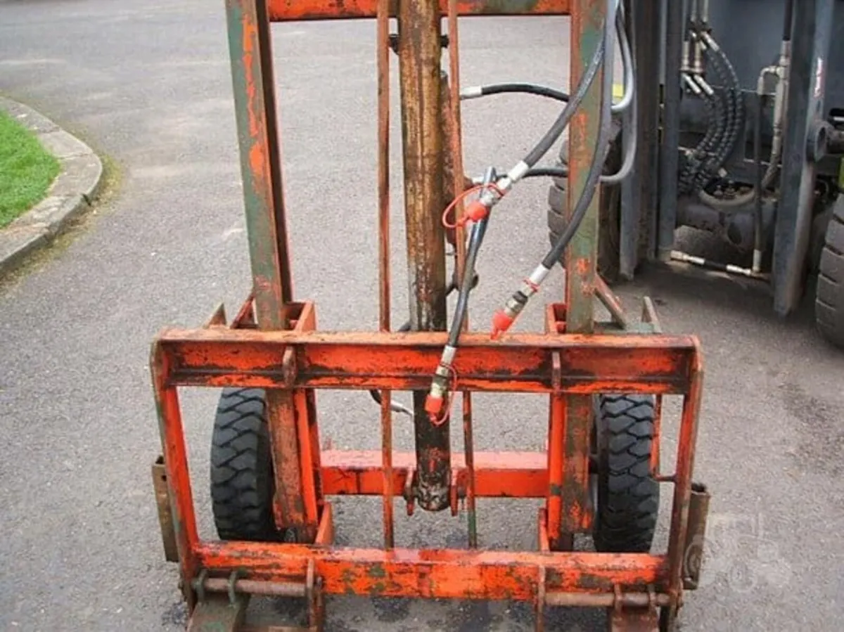 RIPVATOR FL1500 3pt MOUNTED FORKLIFT : 11017382 - Image 4