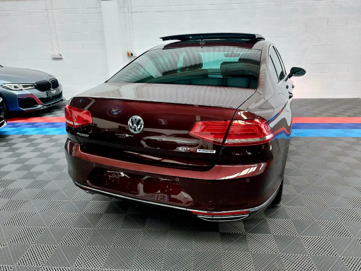 VW PASSAT 2.0TDI R-LINE BLUEMOTION 190BHP - Image 4