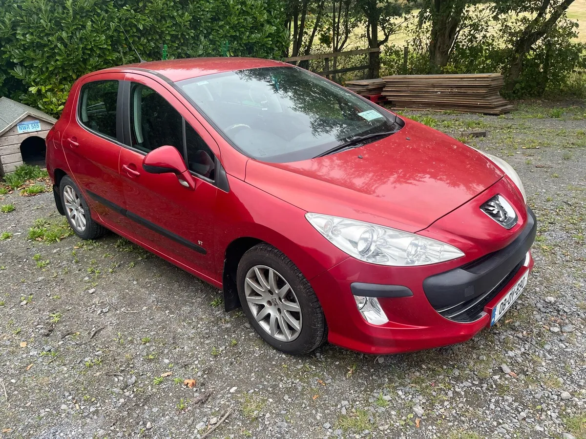 Peugeot 308 - Image 1