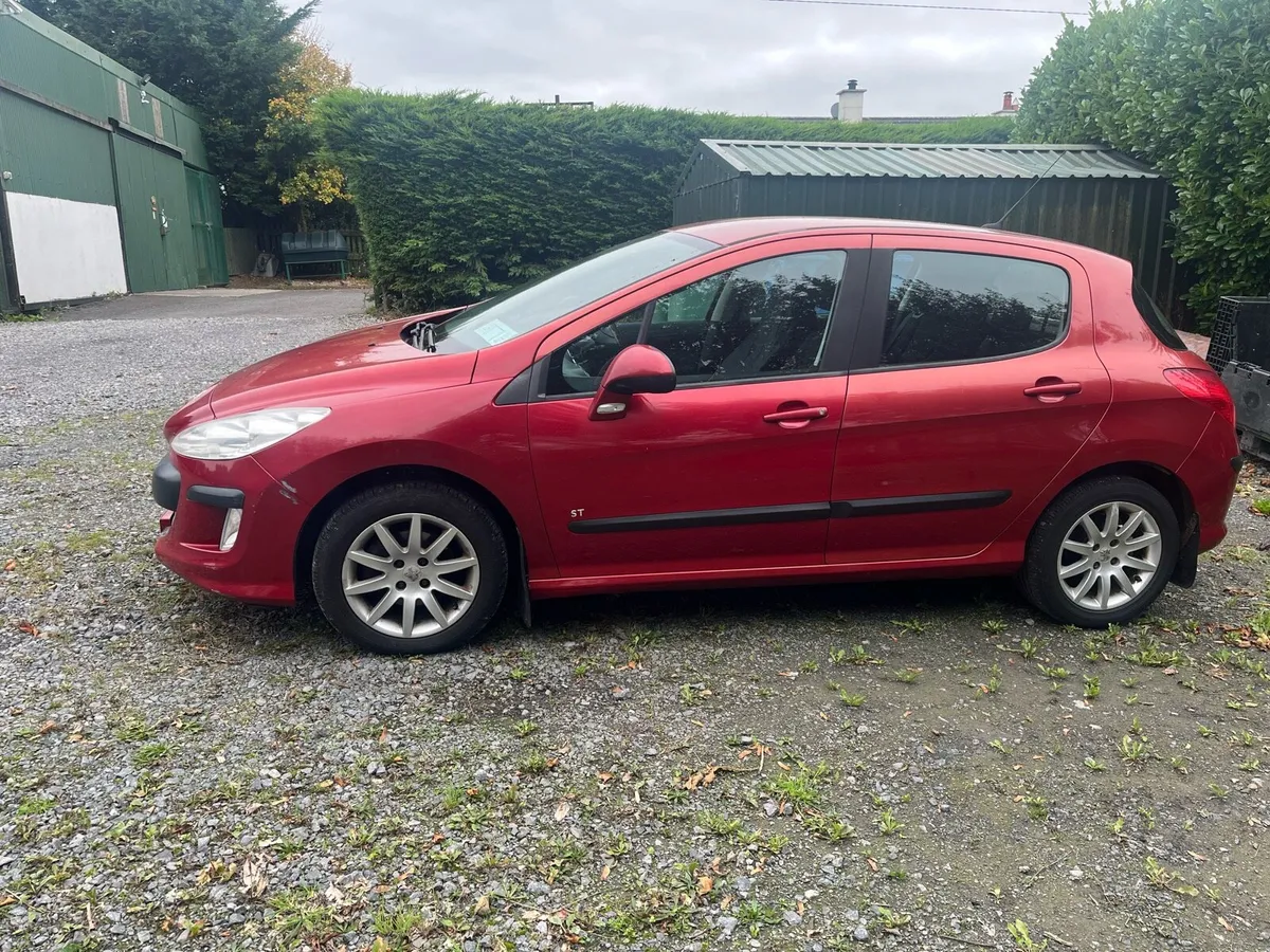 Peugeot 308 - Image 3