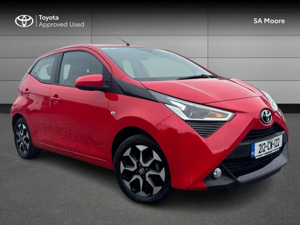 Toyota Aygo 1.0 X-PLAY - Image 1