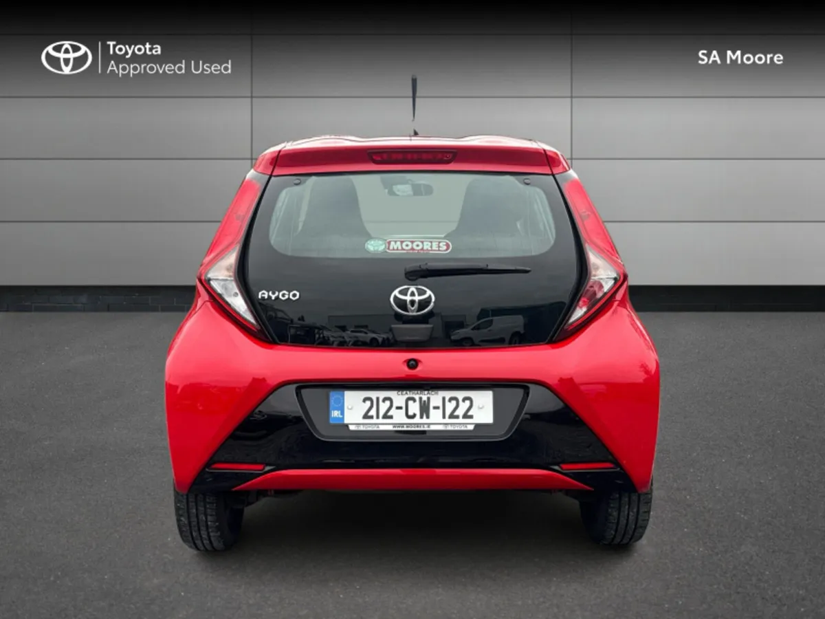 Toyota Aygo 1.0 X-PLAY - Image 4