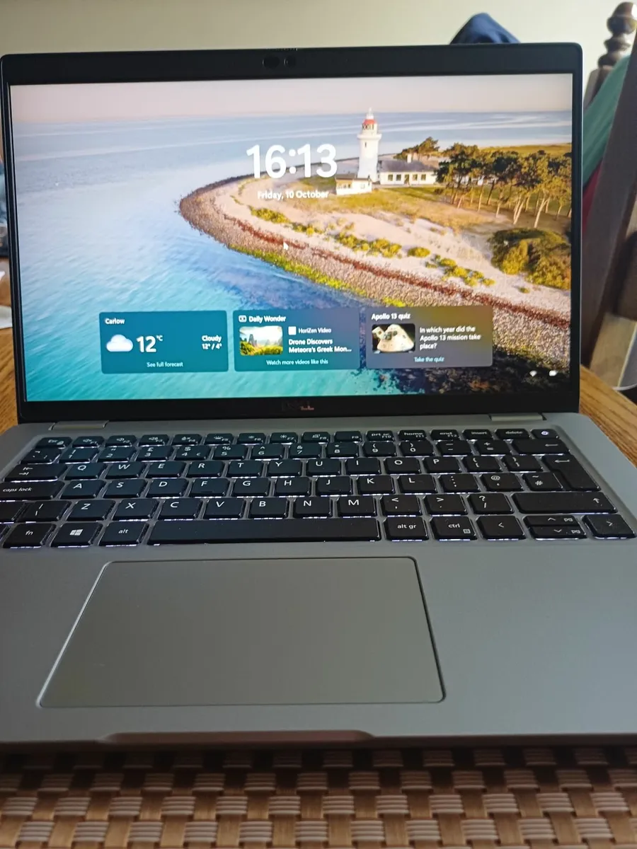 Laptop - Image 1