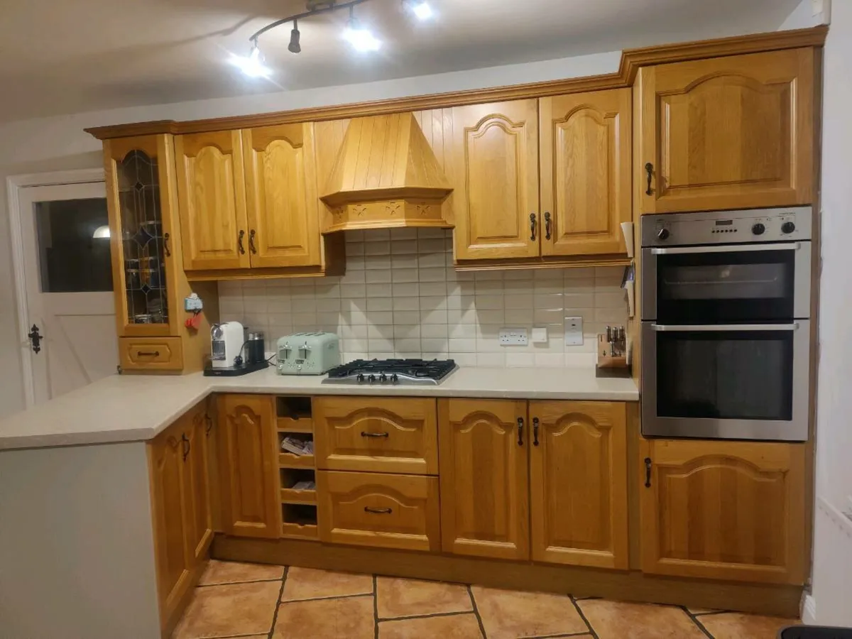 Kitchen , appliances, table and chairs - Image 2