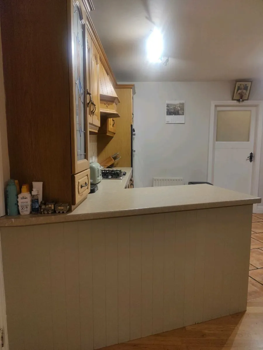 Kitchen , appliances, table and chairs - Image 4