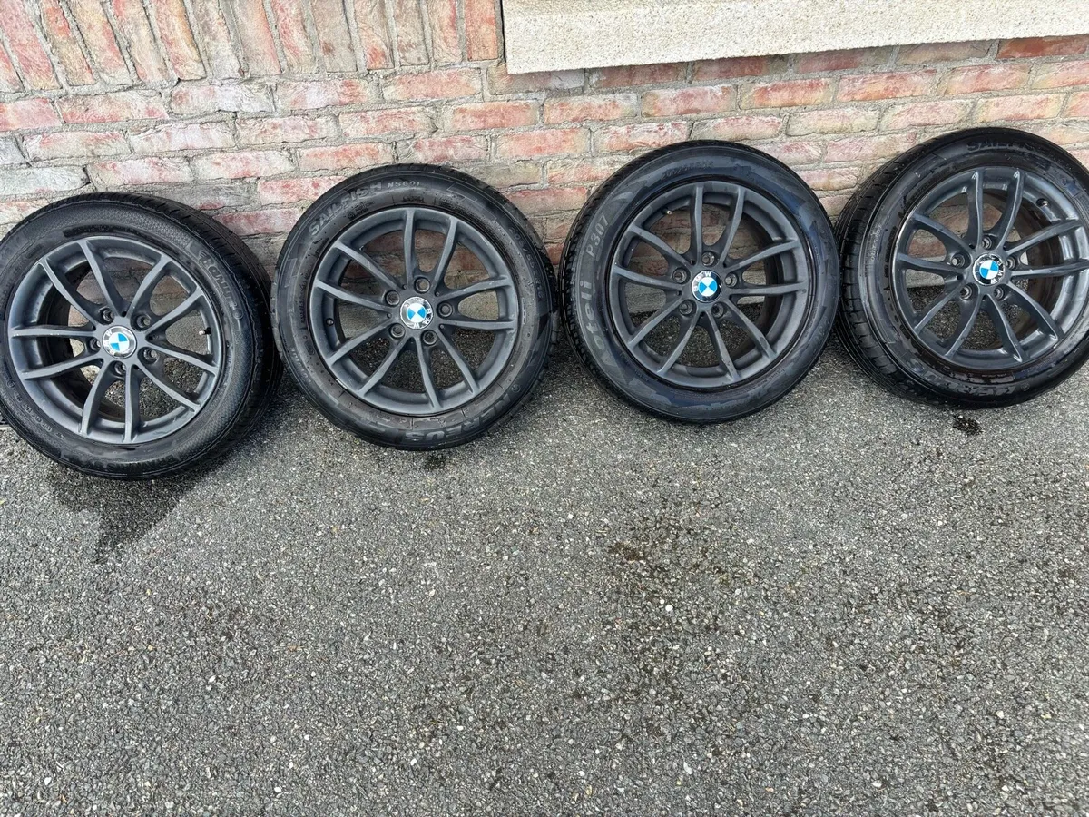 BMW 1 Series Black Alloys - Image 1