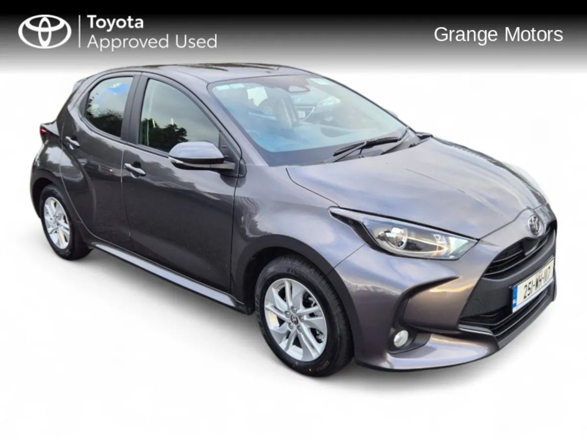 Toyota Yaris 1.5 HYBRID LUNA 5DR - Image 1