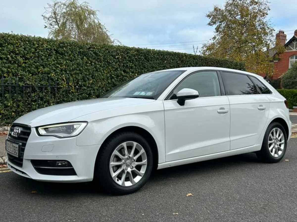 Audi A3 SPORTSBACK - 90K KMS - FULLY SERVICED - Image 3