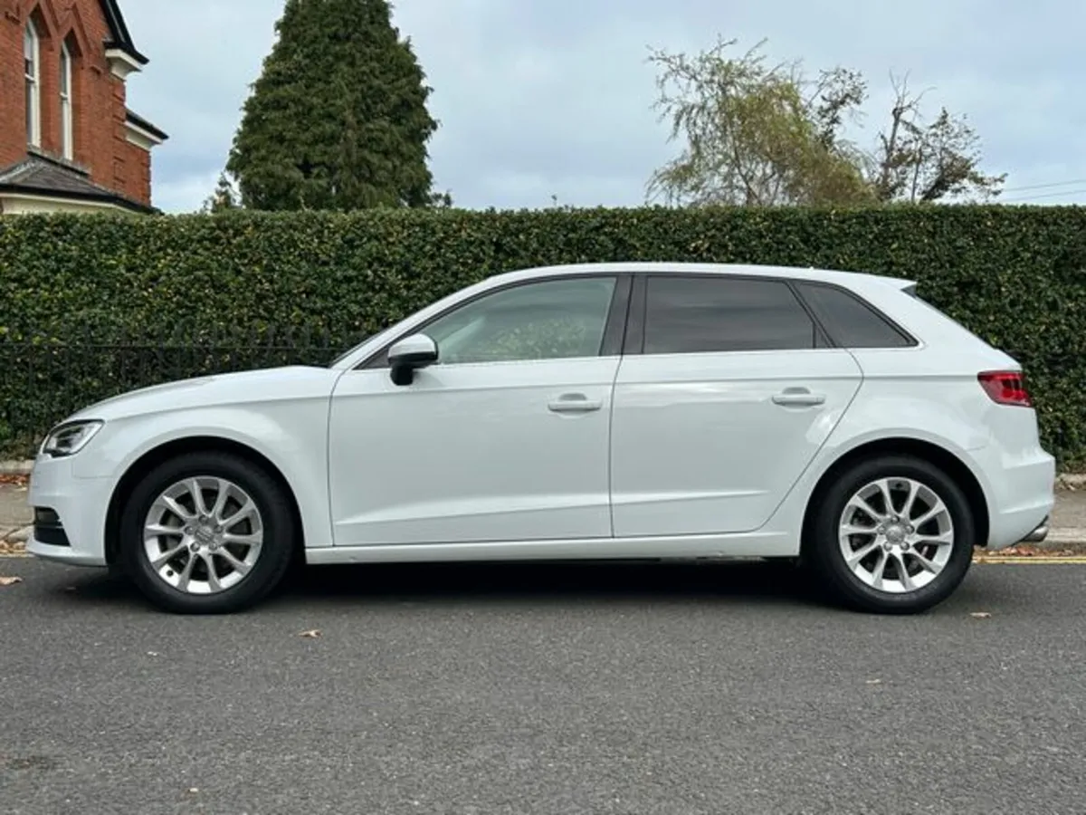 Audi A3 SPORTSBACK - 90K KMS - FULLY SERVICED - Image 4