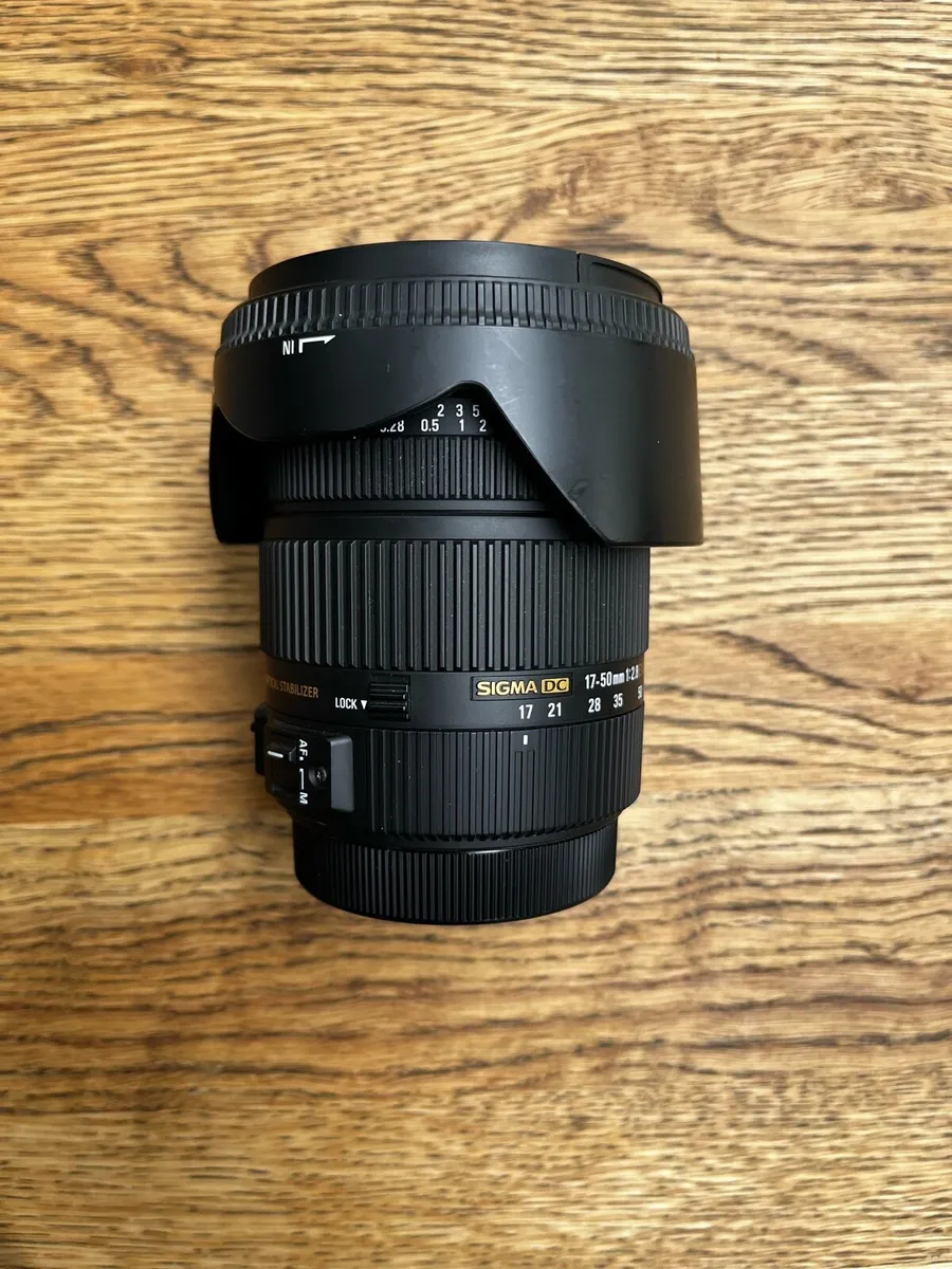 Sigma 17-50mm F2.8 ex hsm (Canon Mount) - Image 1