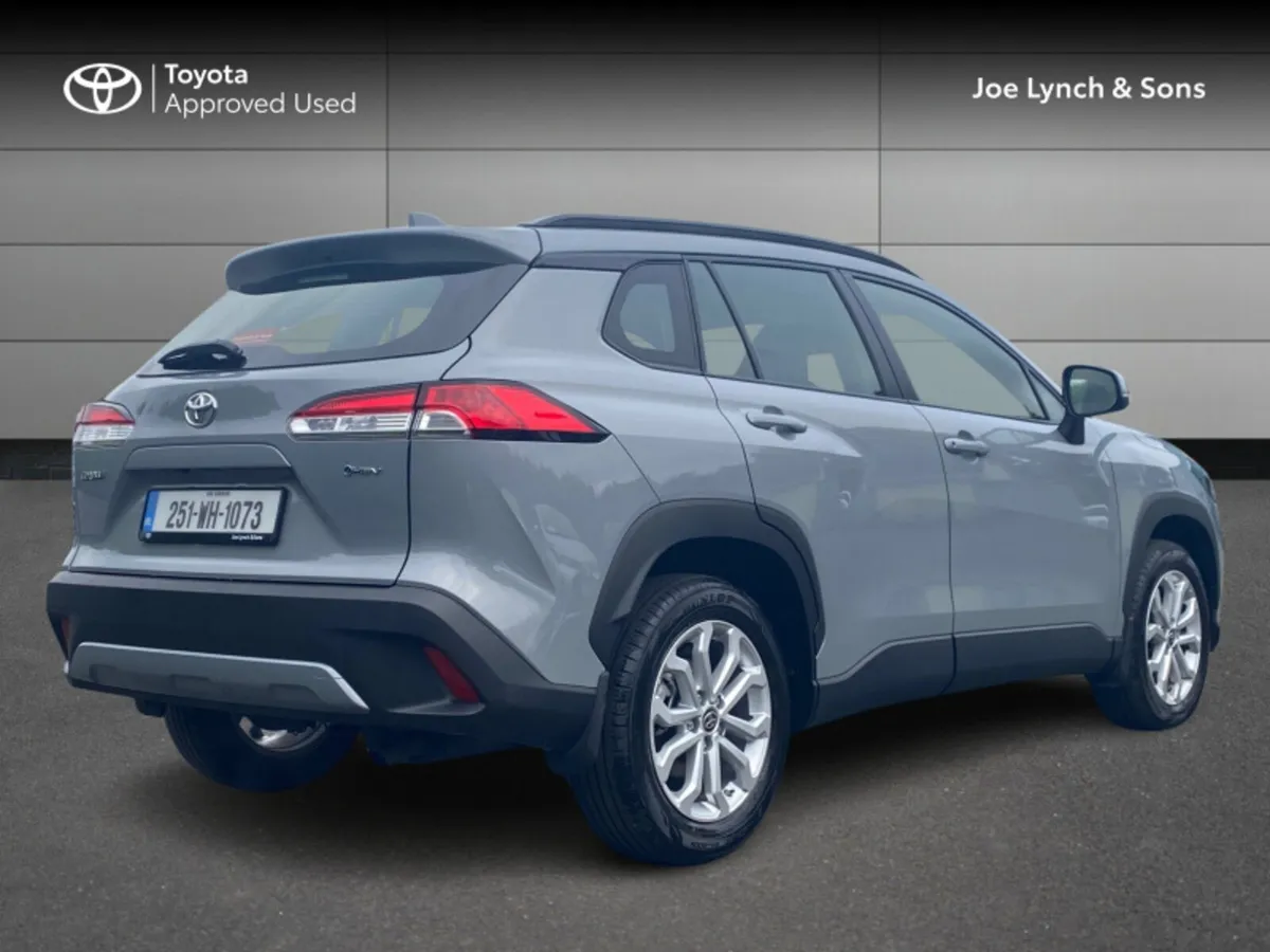 Toyota Corolla Cross COROLLA CROSS 1.8 LUNA - Image 2